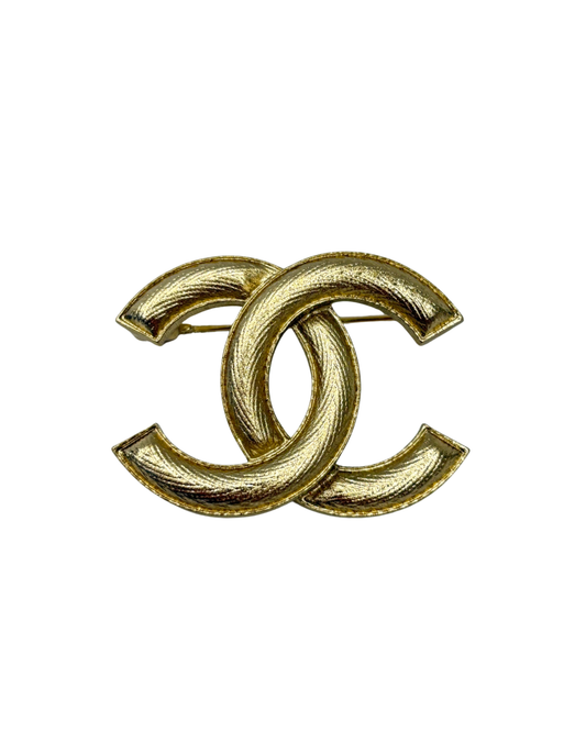 Broche Chanel dorée
