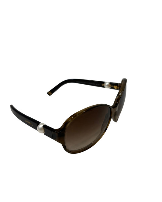 Lunette de soleil Chanel