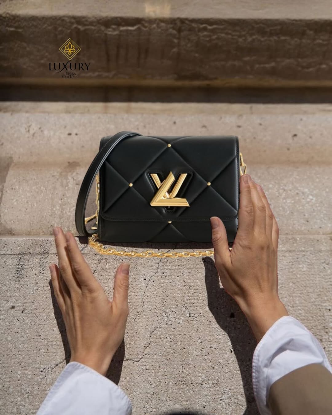lv vintage bag black and gold