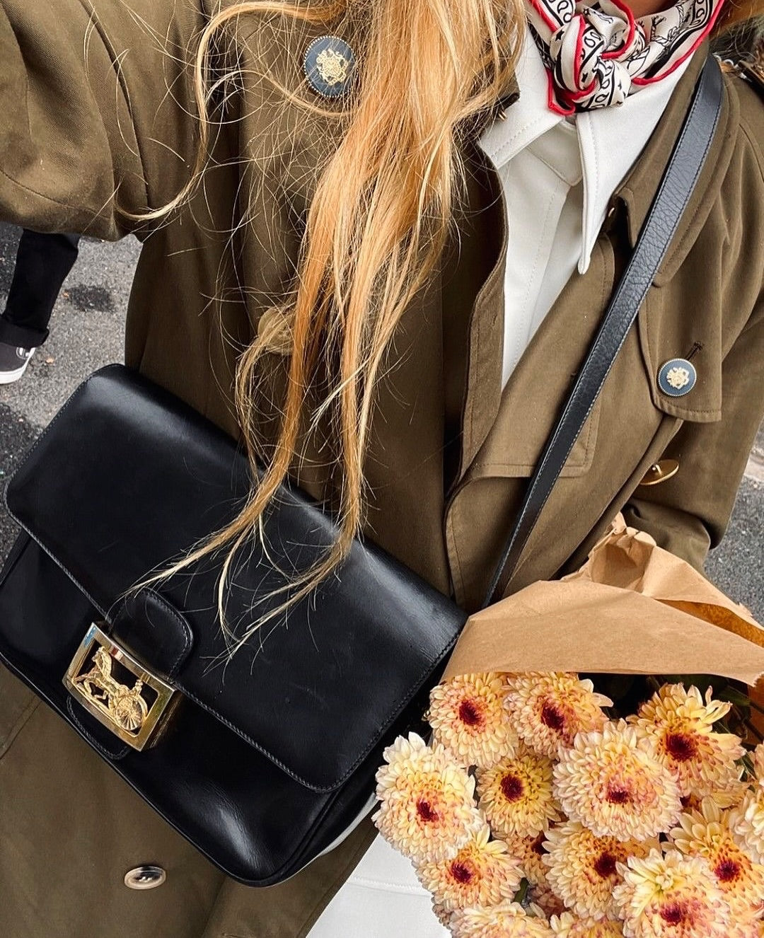 celine second hand triomphe bag black